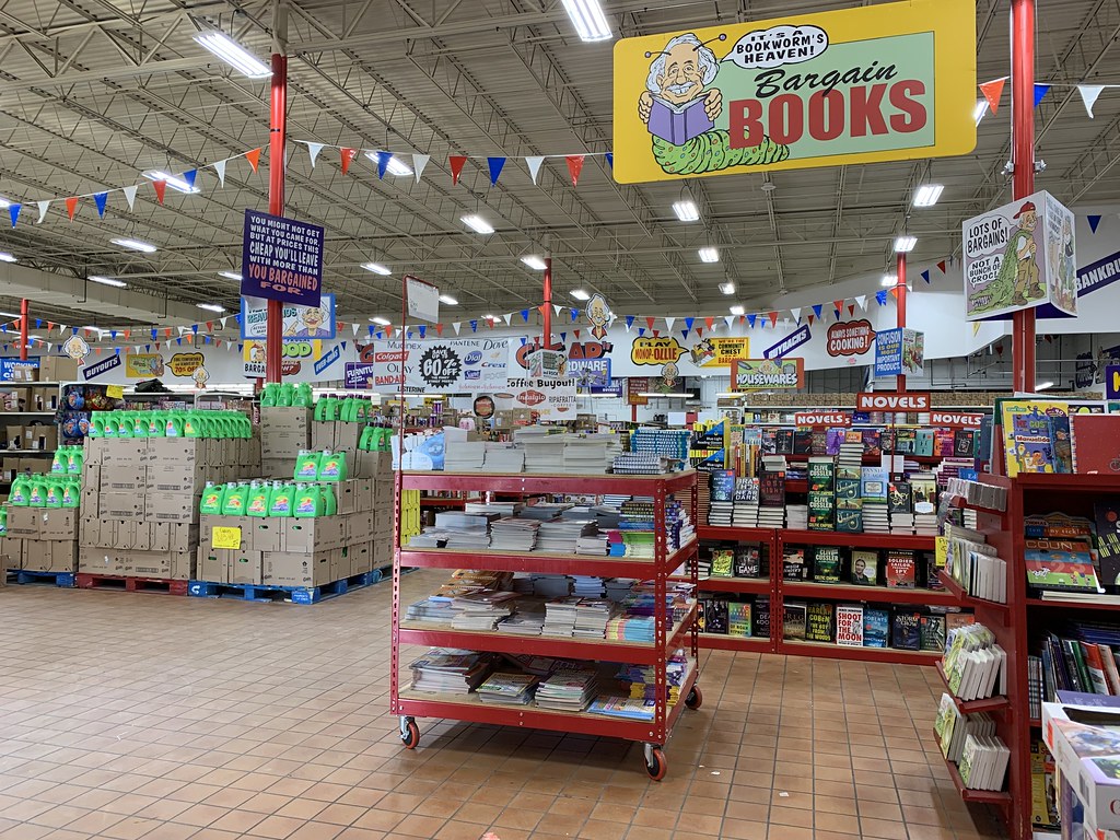 Ollie's Bargain Outlet interior Ollie's Bargain Outlet 55… Flickr