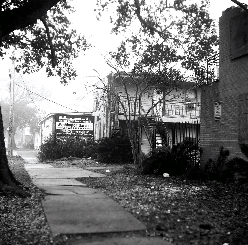 Washington Gardens Apartments Mamiya C330 Pro S 80mm Sekor… Flickr
