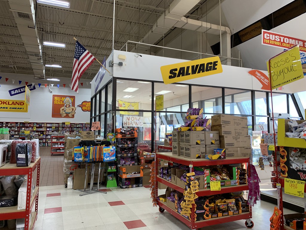 Ollie's Bargain Outlet interior Ollie's Bargain Outlet 55… Flickr