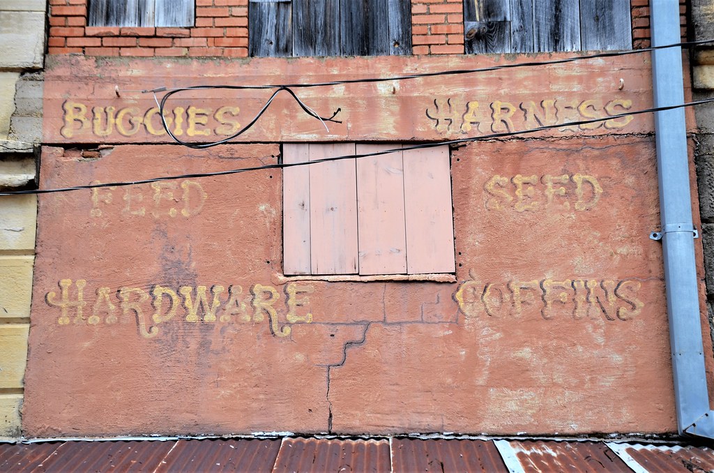 Texas, Honey Grove One stop shopping. Earl Leatherberry Flickr