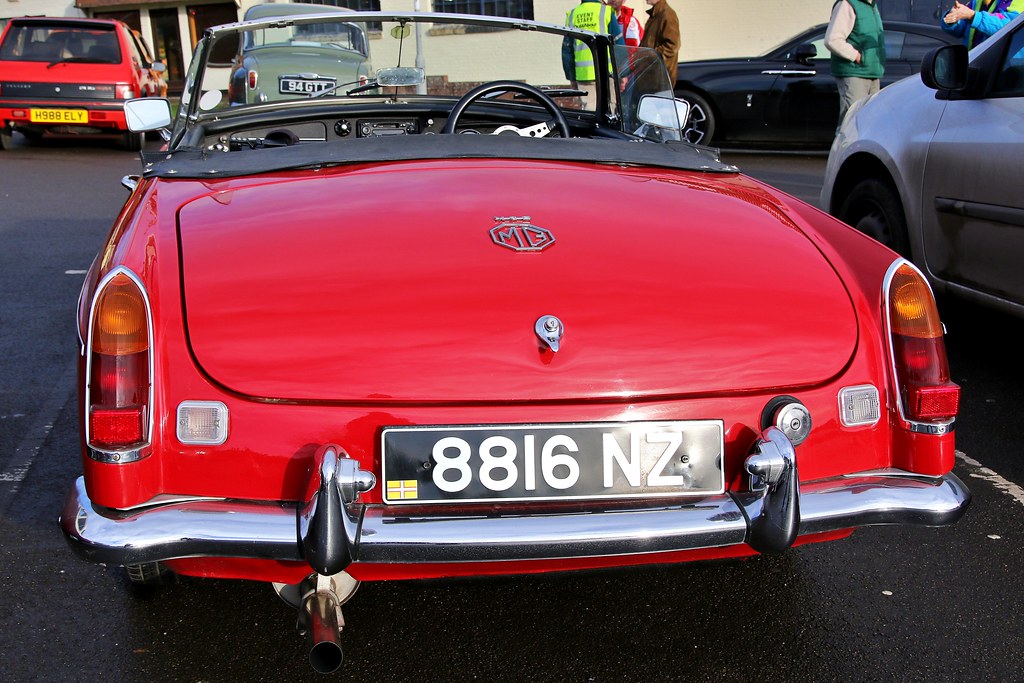 1970 MG B 8816 NZ Sturminster Newton Car Meet, Sturminster… Flickr