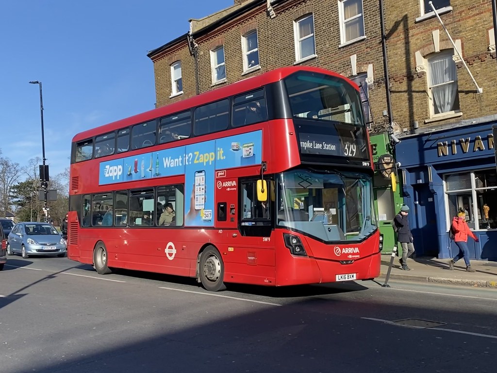Arriva London (Palmers Green) SW9 at High Road, Wood Green… Flickr