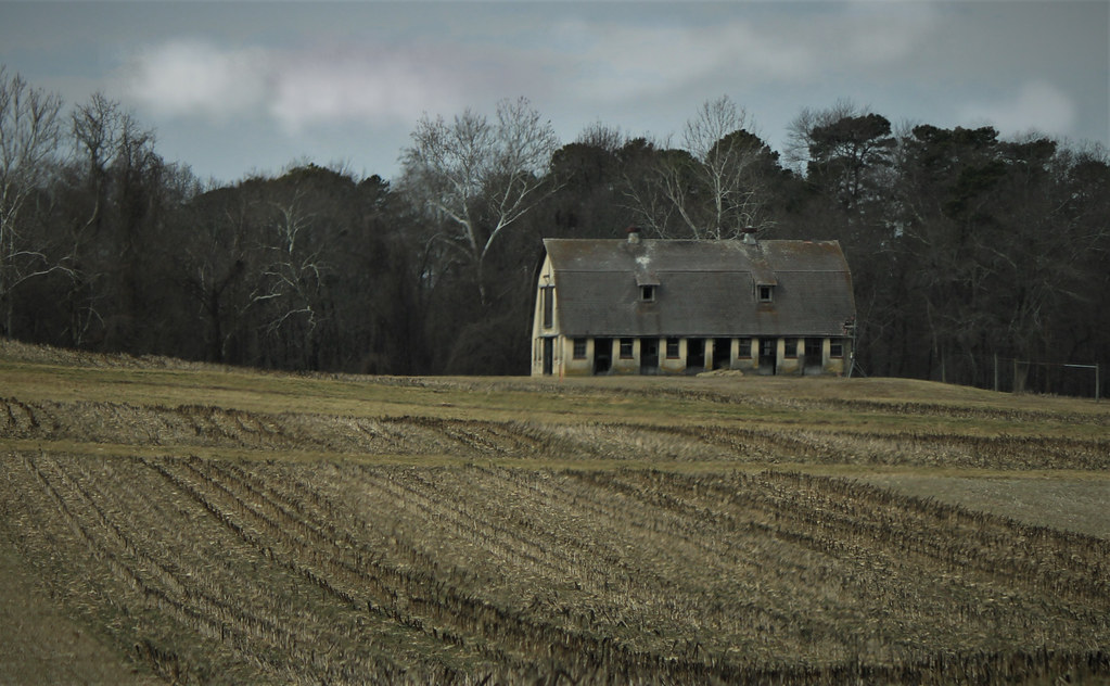 Old barn Beltsville, MD USDA vwiest Flickr