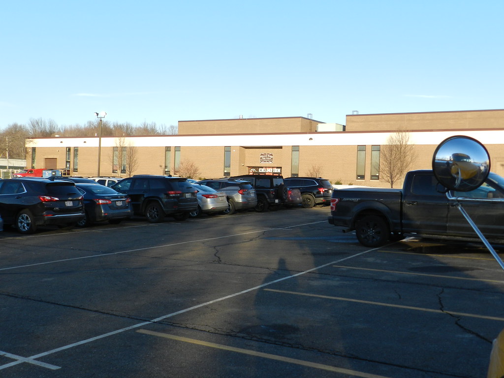 DSCN6781 Mineral Ridge High School Mineral Ridge, Ohio. … Flickr