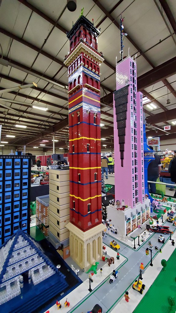 Amherst 2022 NELUG Display at the Big E fairground at the … Flickr