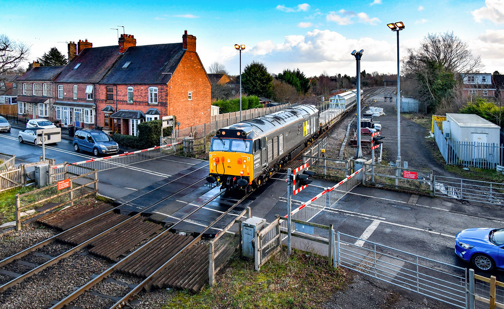 50008 at Bentley Crossing 6Z50 Eastleigh Kings Norton wi… Flickr