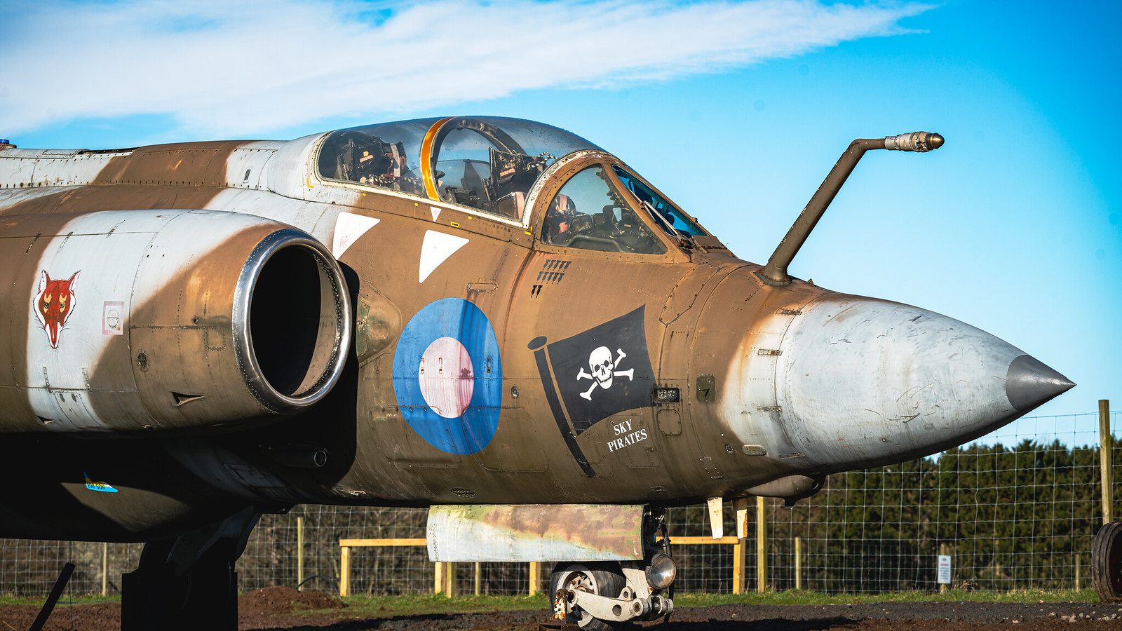 XW530 Unveiling Scottish Deer Centre FighterControl