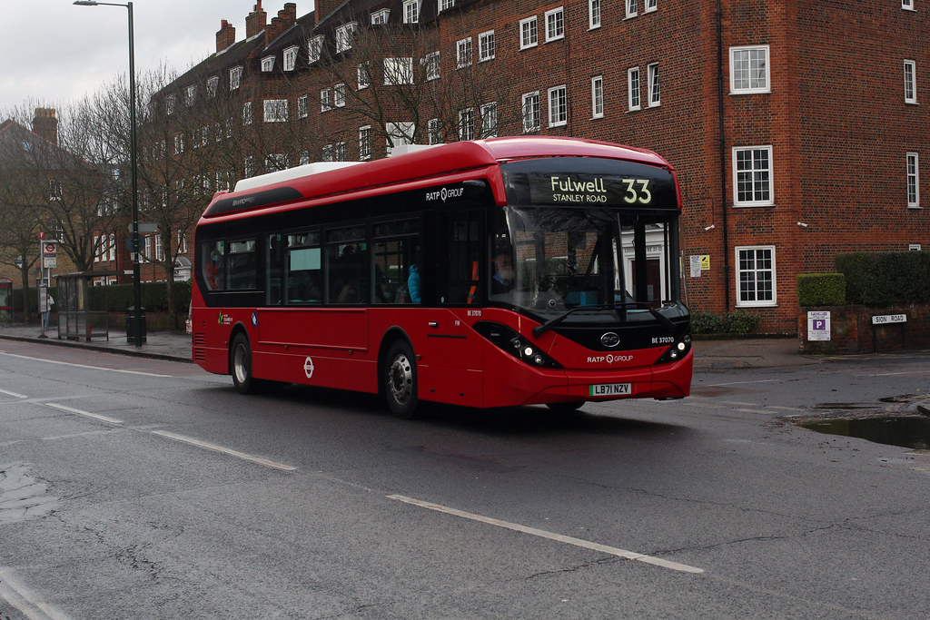 BE37070, LB71NZV, Route 33, Lebanon Court Twickenham Flickr