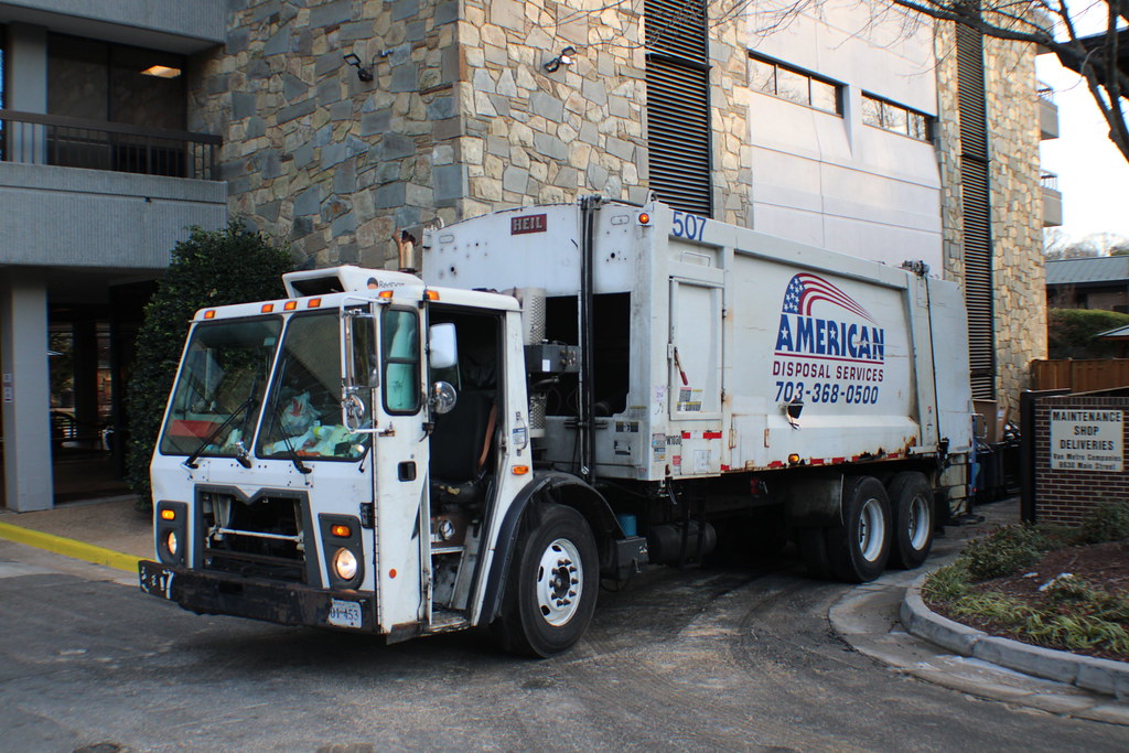 American Disposal truck 507 Mack LEU Heil DP5000 Flickr