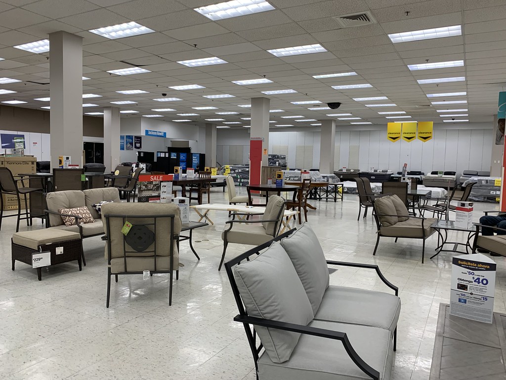 Sears interior Sears 1044 (122,673 square feet) 50 Mall D… Flickr