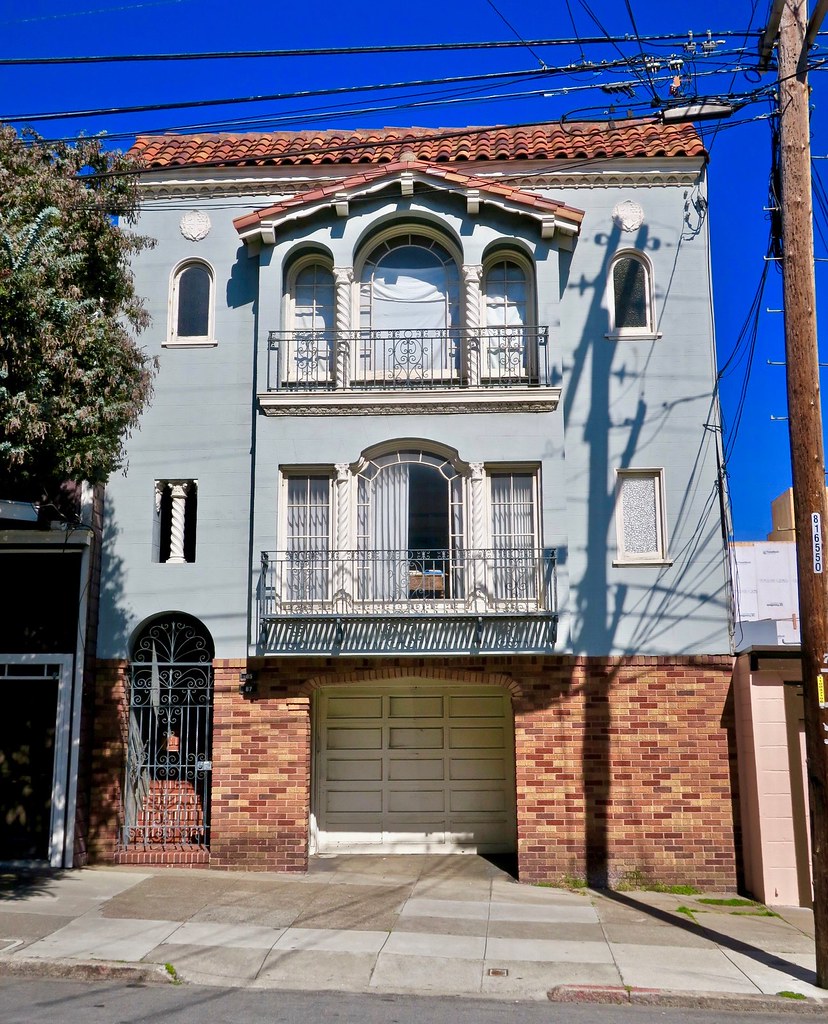 8587 Diamond Street, San Francisco, CA A duplex residenti… Flickr