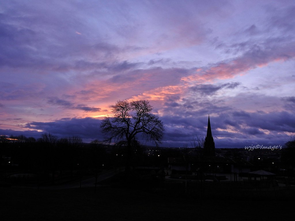 Early Morning, Brooke park, Derry/Londonderry. William Guildea Flickr