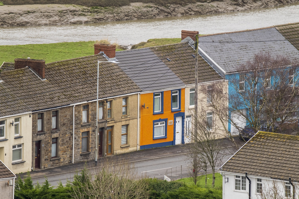 Terraced Houses, Penclawdd Derek Jones Flickr