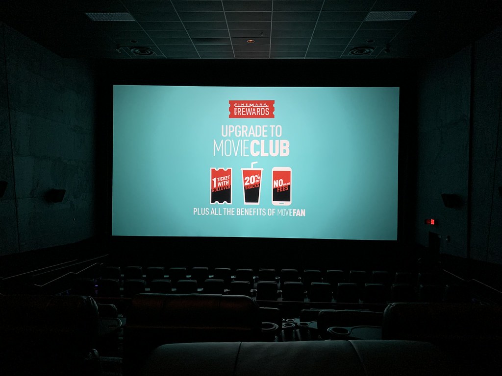 Cinemark City Center 12 interior Cinemark City Center 12 (… Flickr