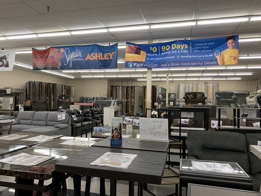 Roses interior Roses 485 3100 Airline Boulevard, Airline … Flickr