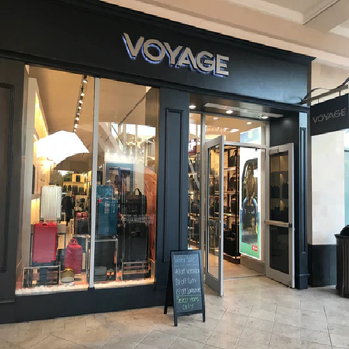 Travel Luggage Store Miami Florida When you are looking fo… Flickr