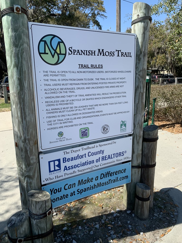 Spanish Moss Trail The Spanish Moss Trail (sometimes refer… Flickr