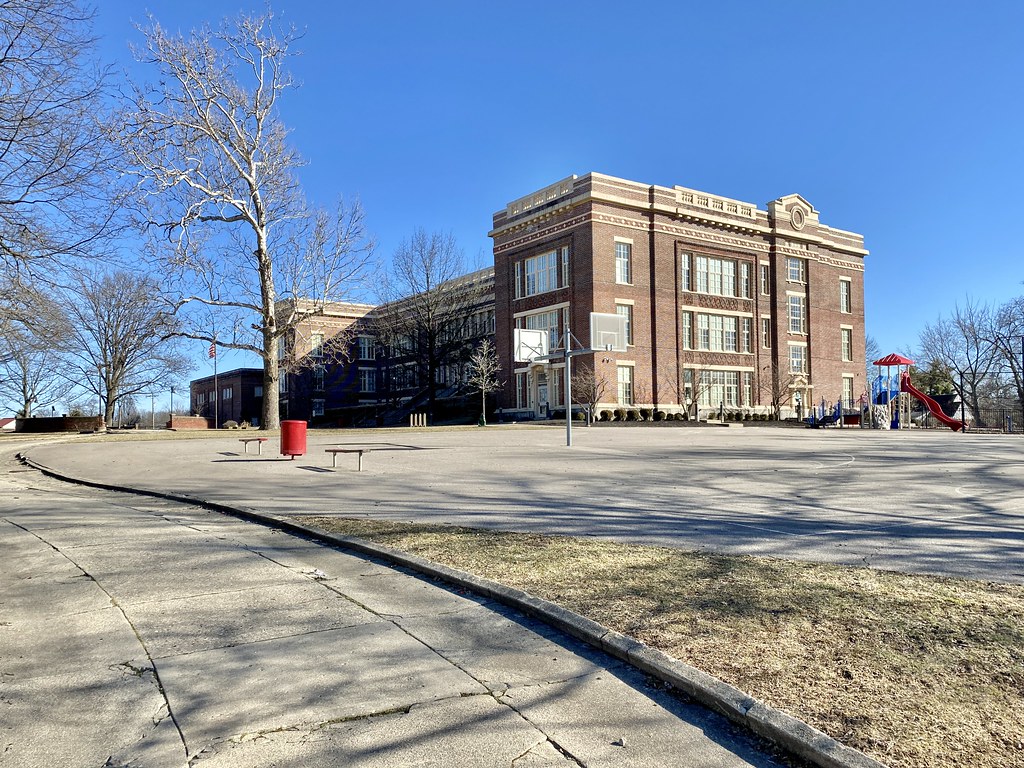 Westwood Elementary School, Montana Avenue and Harrison Av… Flickr