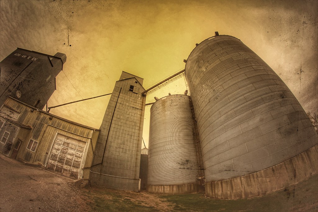 Grain Elevator Adrian Elevator, Butterfield, Minnesota, US… Dave