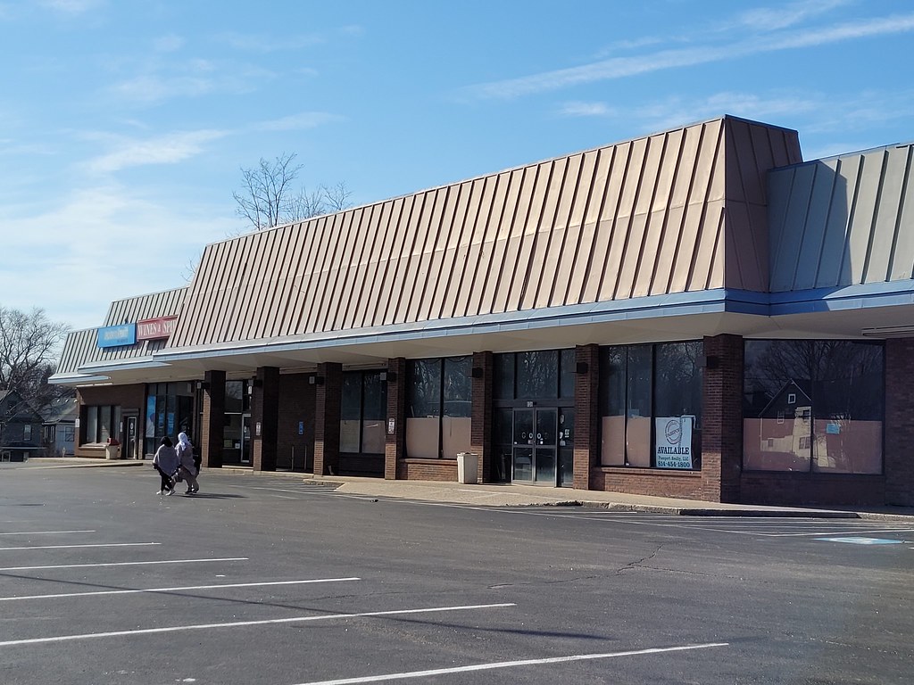 Former Sanders Market, Quality Markets, Loblaws Erie, PA Flickr