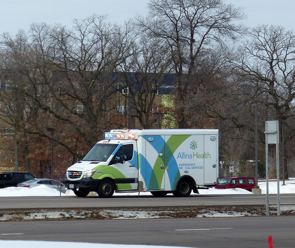 Allina Health Paramedics responding in Blaine, MN PHD280 Flickr