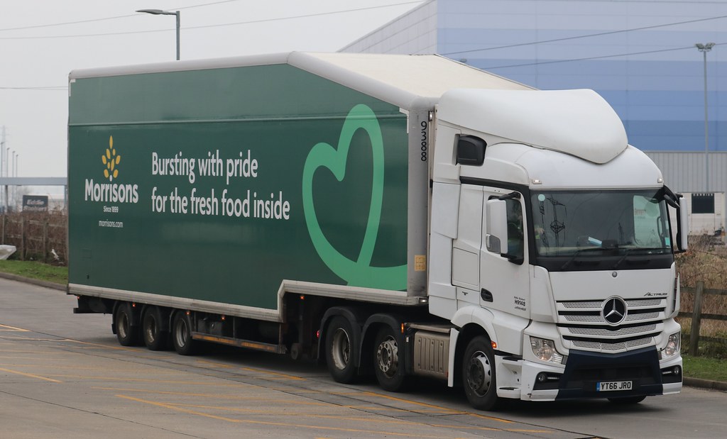 H9148 MORRISONS DISTRIBUTION CENTRE SITTINGBOURNE mel384 Stacey Flickr