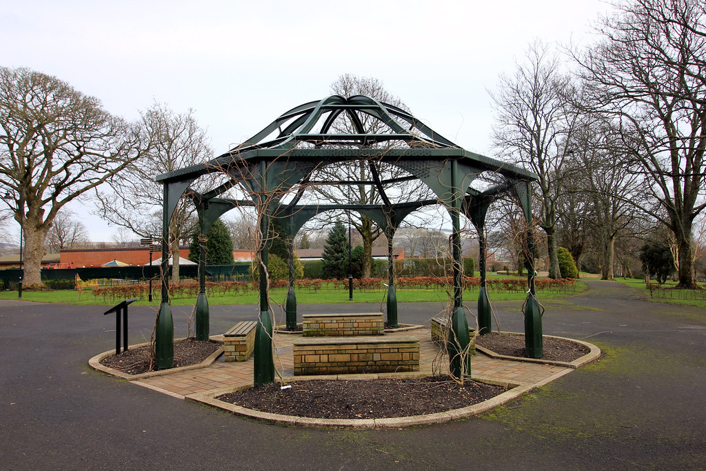 Kirktonhill.Dumbarton. Levengrove park. boneytongue Flickr