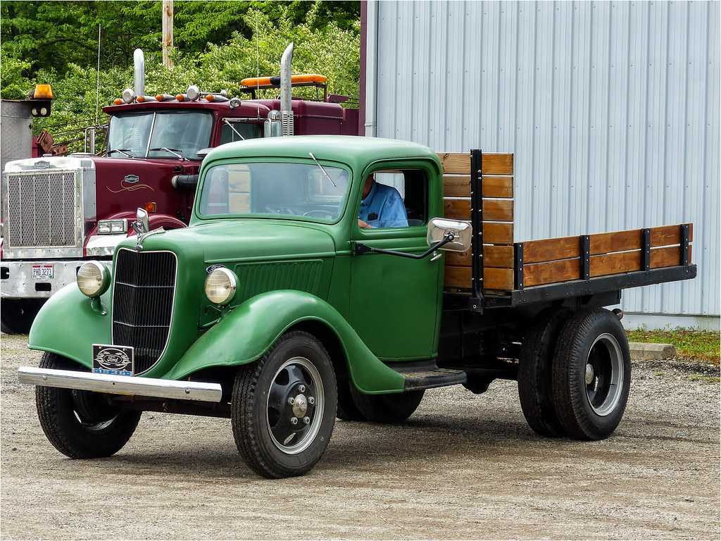 1936 Ford 2 Ton Flatbed Truck Taken at the Cincinnati chap… Flickr