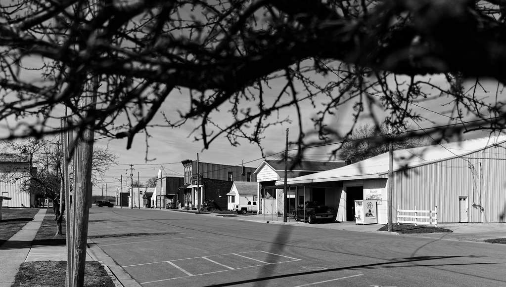 Main Street, Mulliken Joan's weather station reports that … Flickr