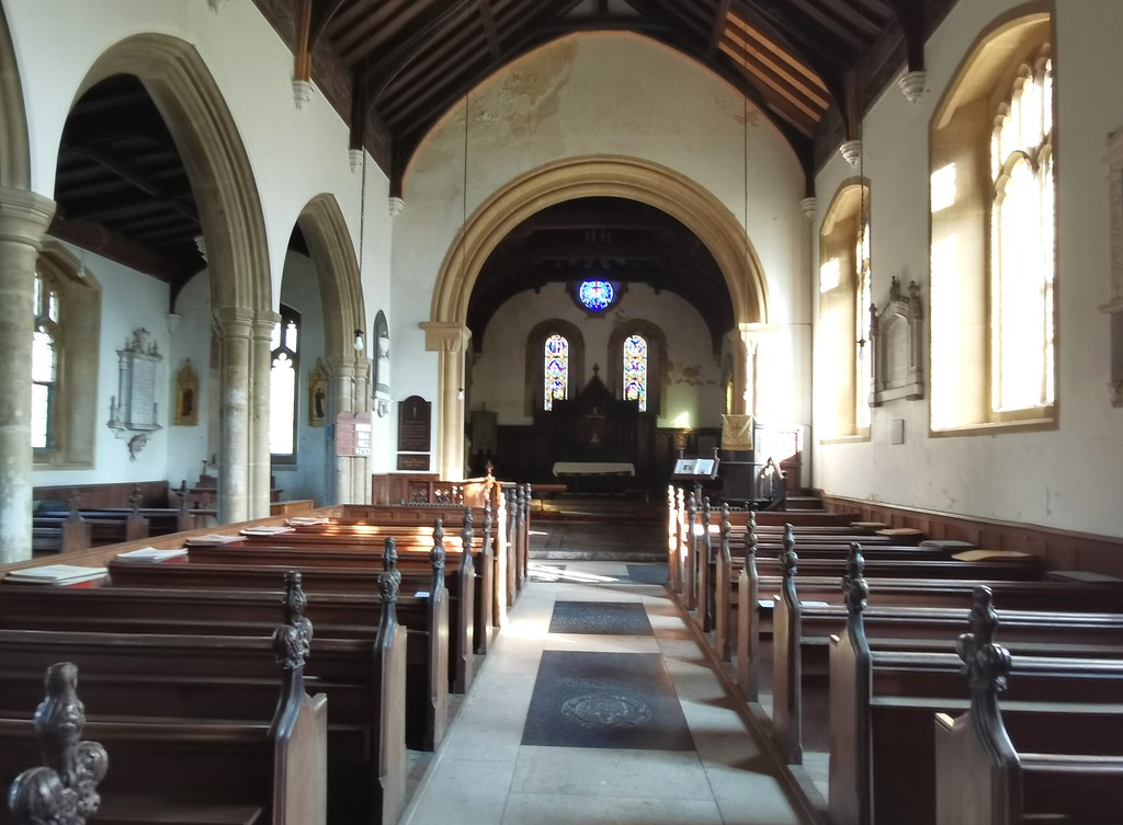 looking east St Mary, Flixton, Suffolk As the Waveney twis… Flickr