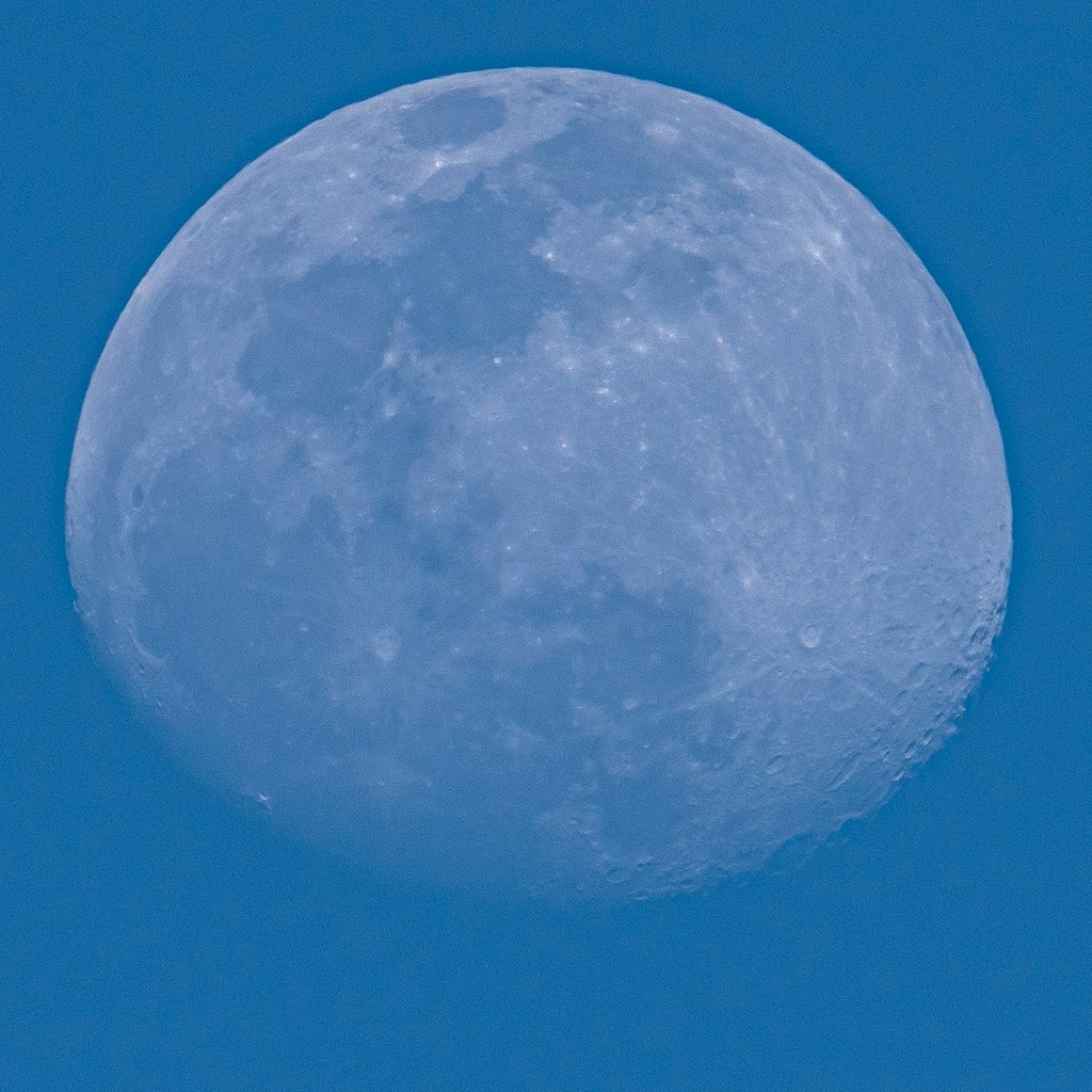 Waxing Gibbous Moon March 14, 2022 Waxing Gibbous Moon a… Flickr