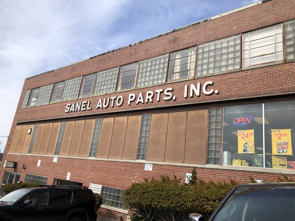 Manchester, NH Sanel Auto Parts Sign Austin Dodge Flickr