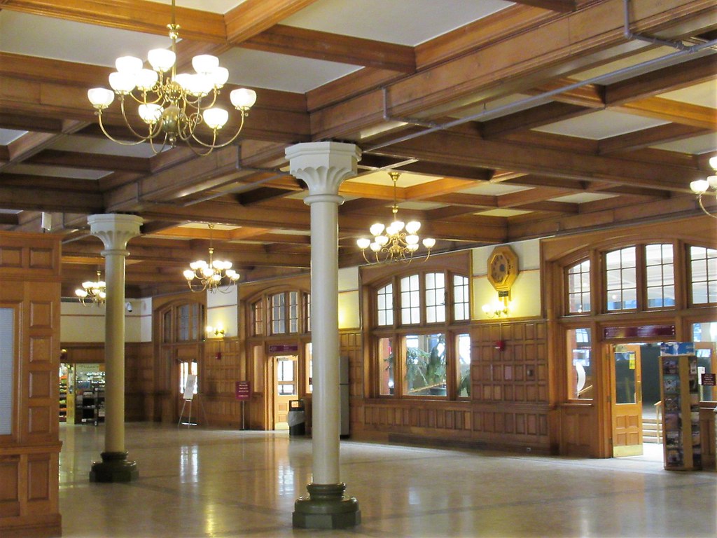 Main lobby, Amtrak station, Harrisburg, Pennsylvania Flickr