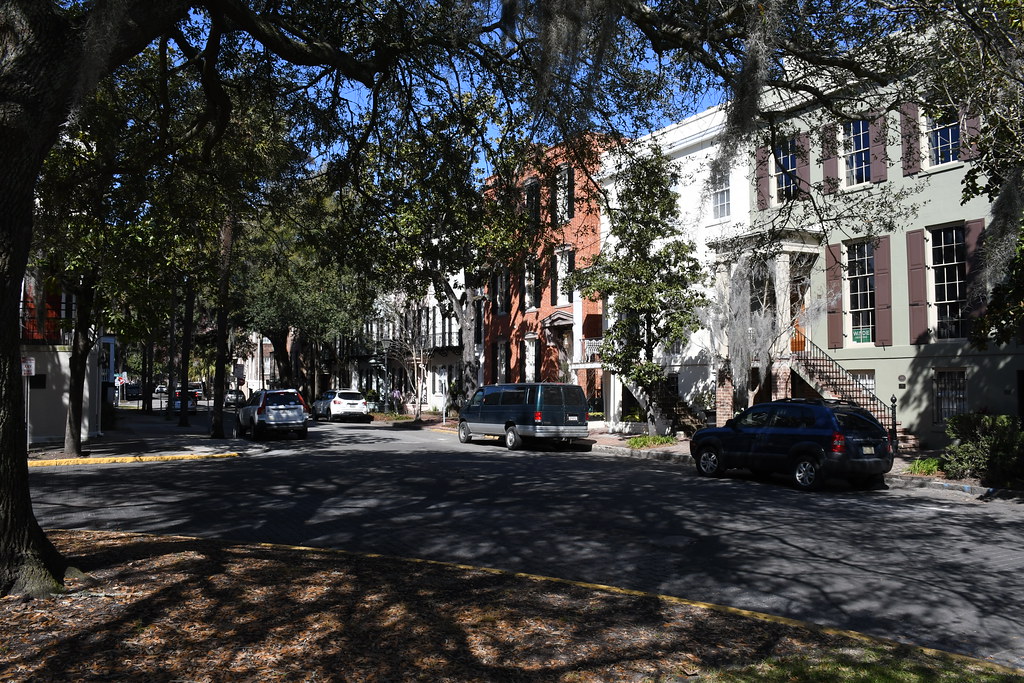East Taylor Street, at Calhoun Square, Savannah, GA Flickr