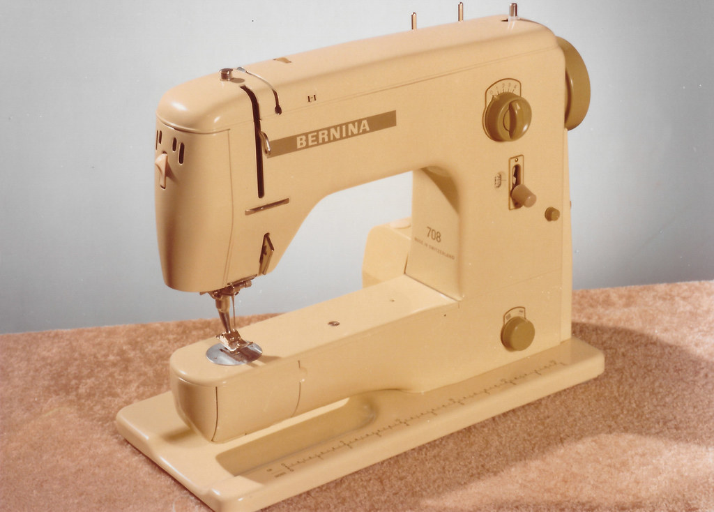 BERNINA_708 Images of vintage BERNINA sewing machine model… Flickr