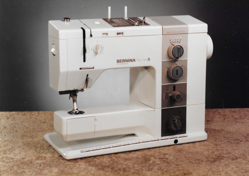 BERNINA_930 Images of vintage BERNINA sewing machine model… Flickr