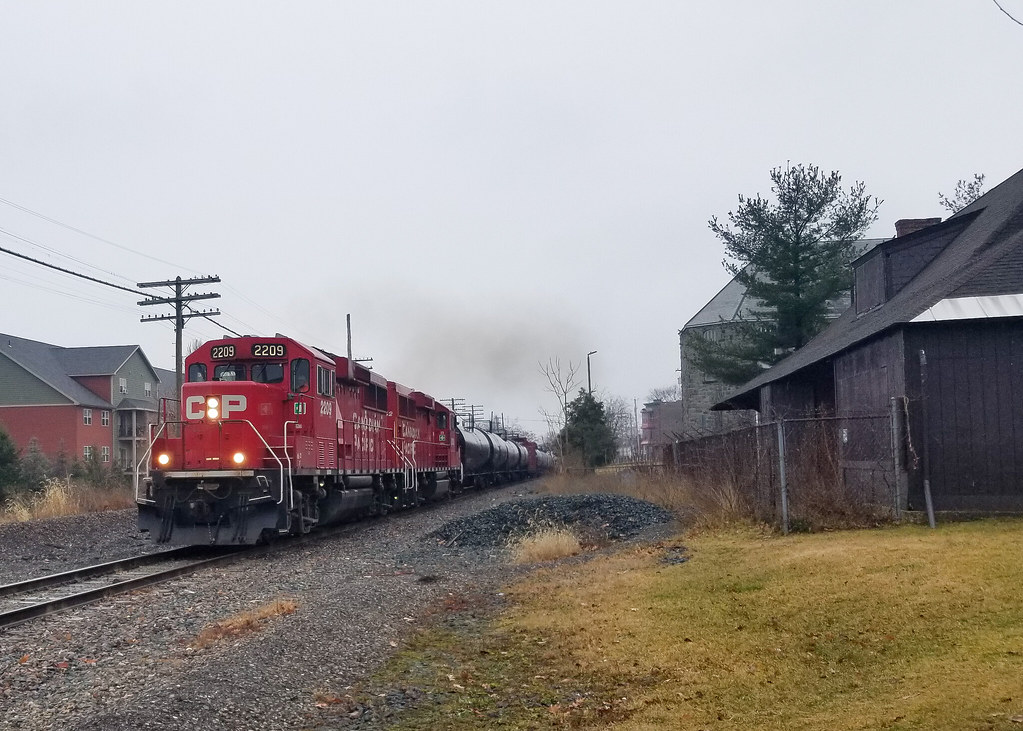 Canadian Pacific D48 Cohoes, NY CP Rail train D48 heads … Flickr