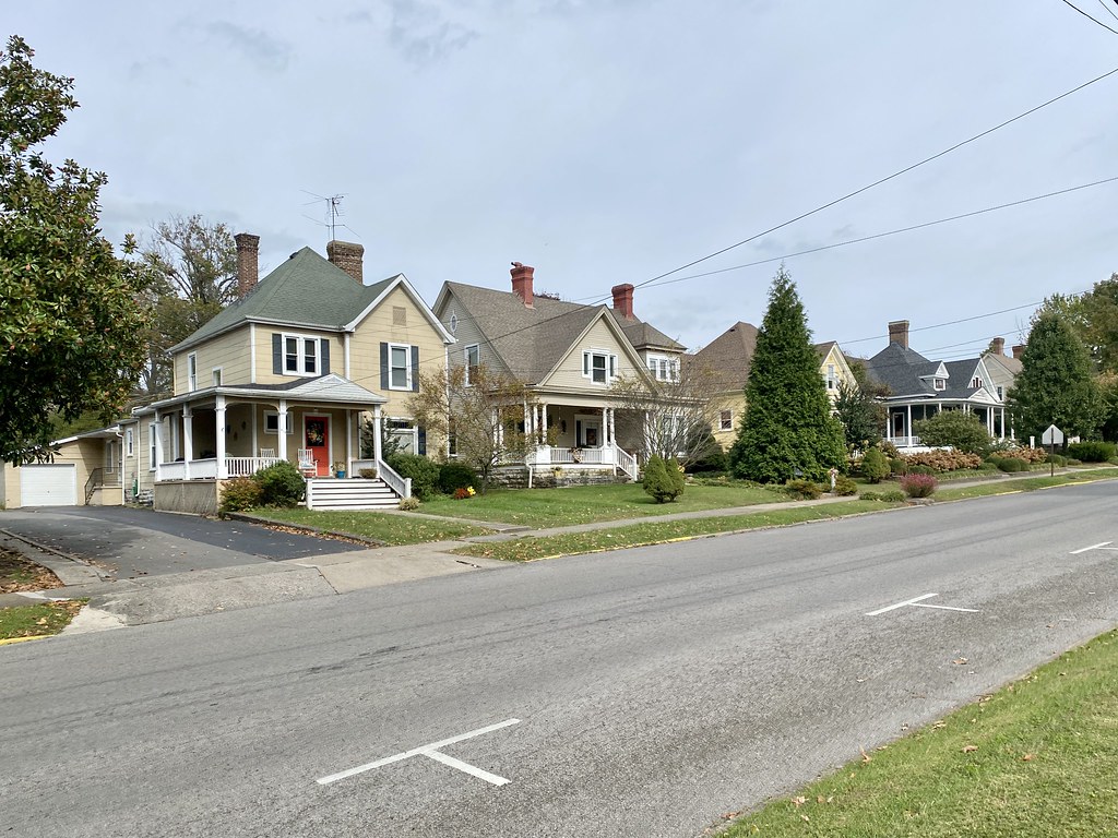 East Main Street, Danville, KY Built in the late 19th Cent… Flickr
