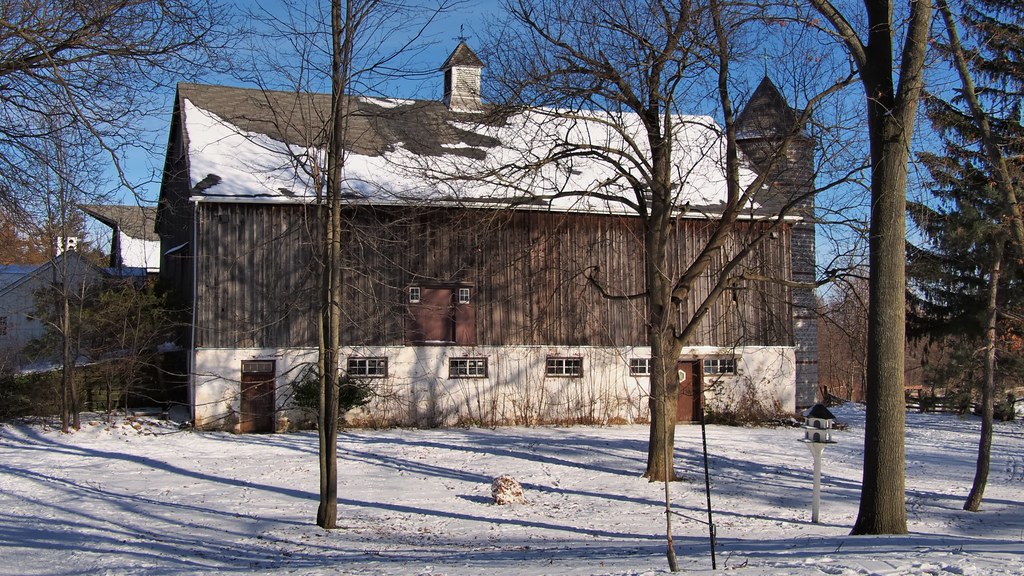 Boardand batten barn, Scotsdale Farm, Halton Hills, Ontar… Flickr