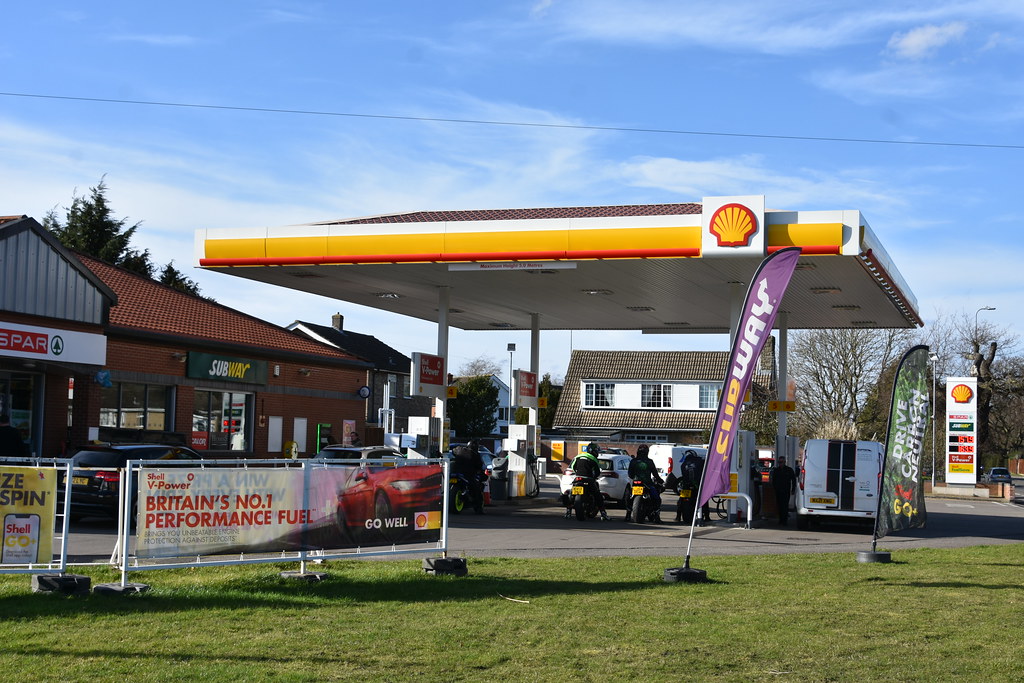 Shell, Skellingthorpe Road Lincoln Lincolnshire 2022. Flickr