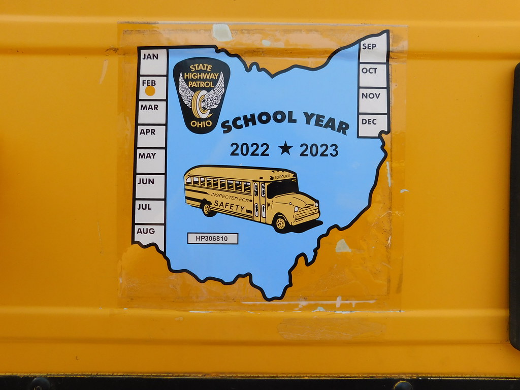 Lebanon City Schools 50 2004 IC CE 200, This bus is one o… Flickr