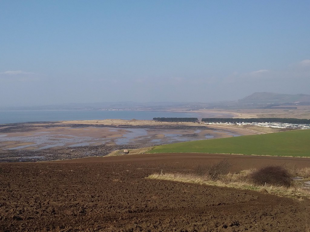 Tides out Shell Bay, Elie,Fife iwbaird Flickr