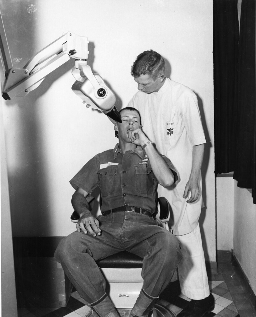 09796923 Xray facility, U.S. Navy HSAS Dental Clinic, S… Flickr