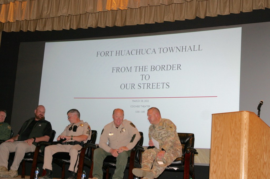 IMG_4286 Fort Huachuca hosted a town hall with a panel of … Flickr