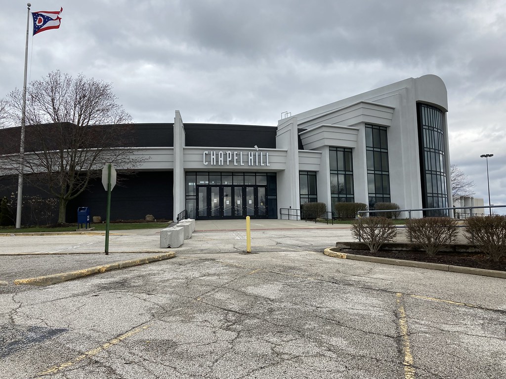 Former Chapel Hill Mall Akron, OH Daniel Westfall Flickr