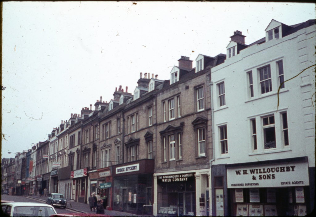 W H Willoughby (142) and 144186, Old Christchurch Road, B… Flickr