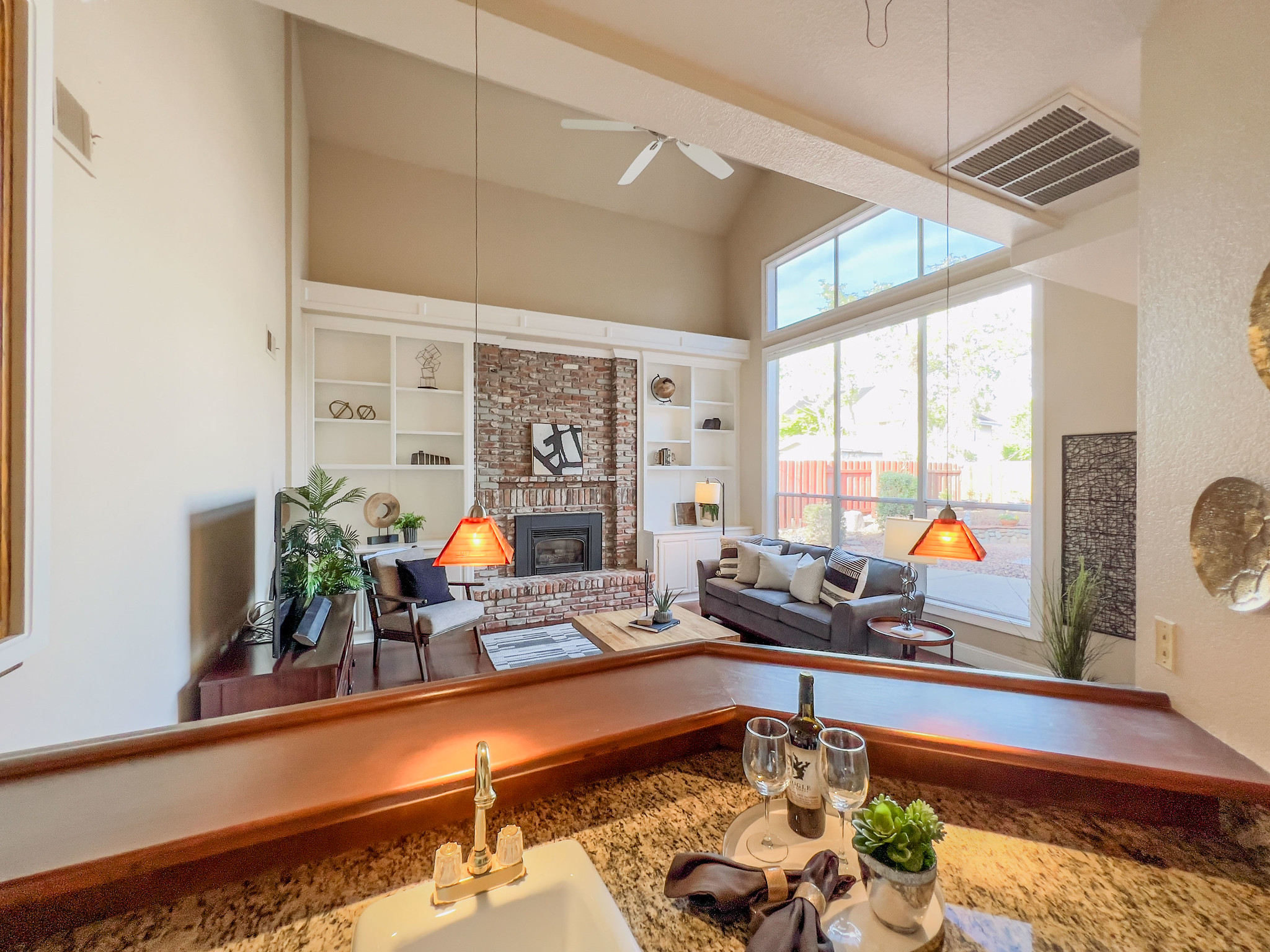 106 Englehart Dr Folsom BARNESMEDIA Real Estate Marketing