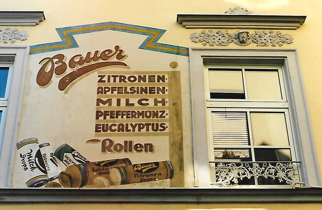 Koblenz, ehemals Bauer Kolonialwaren Scan of an analog pho… Flickr