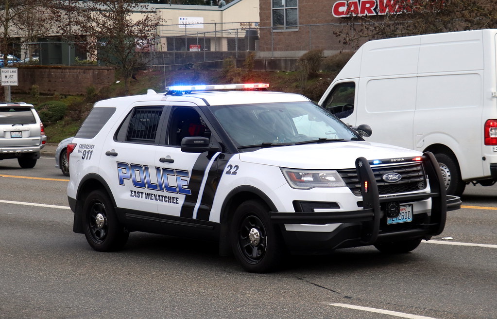 East Wenatchee Police Department Procession for Pierce Cou… Flickr