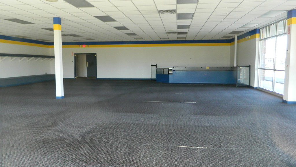 Hometown Rentals interior (closed) a photo on Flickriver